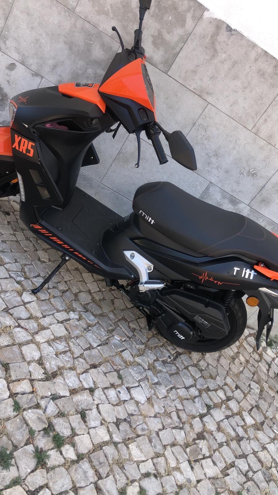 Motocicleta Mitt125