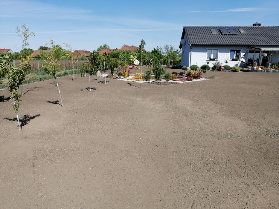 Zakładanie trawników!Uslugi glebogryzarką separacyjną!Nawadnianie auto