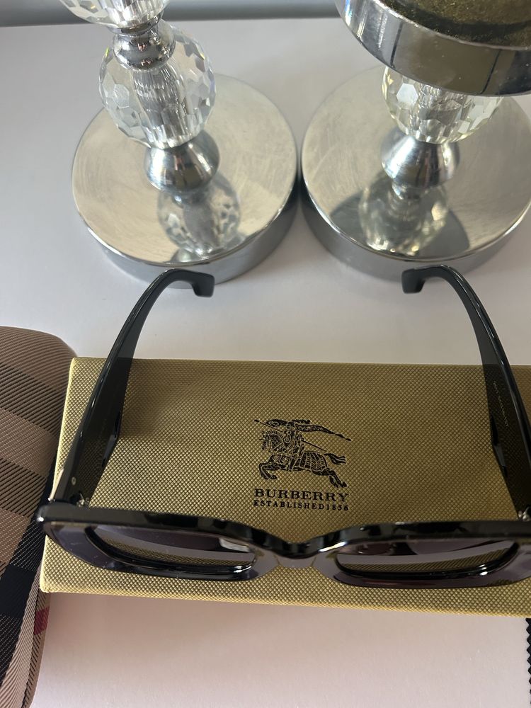 Okulary damskie Burberry