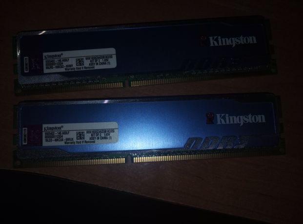 Pamięć RAM Hyper X DDR3  2 kostki łącznie 4gb ram