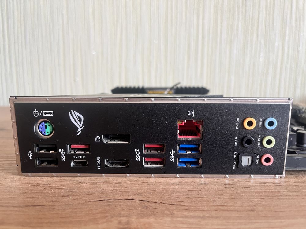 Asus ROG Strix Z390-F Gaming, 32gb DDR4 Corsair ігровий комплект