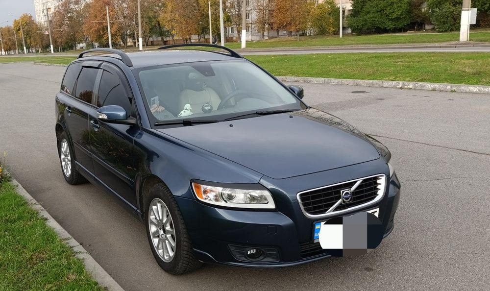 Volvo v 50 2.0 dizel avtomat продам