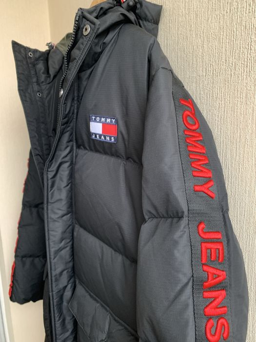 Зимова куртка пуховик Tommy Hilfiger р. M