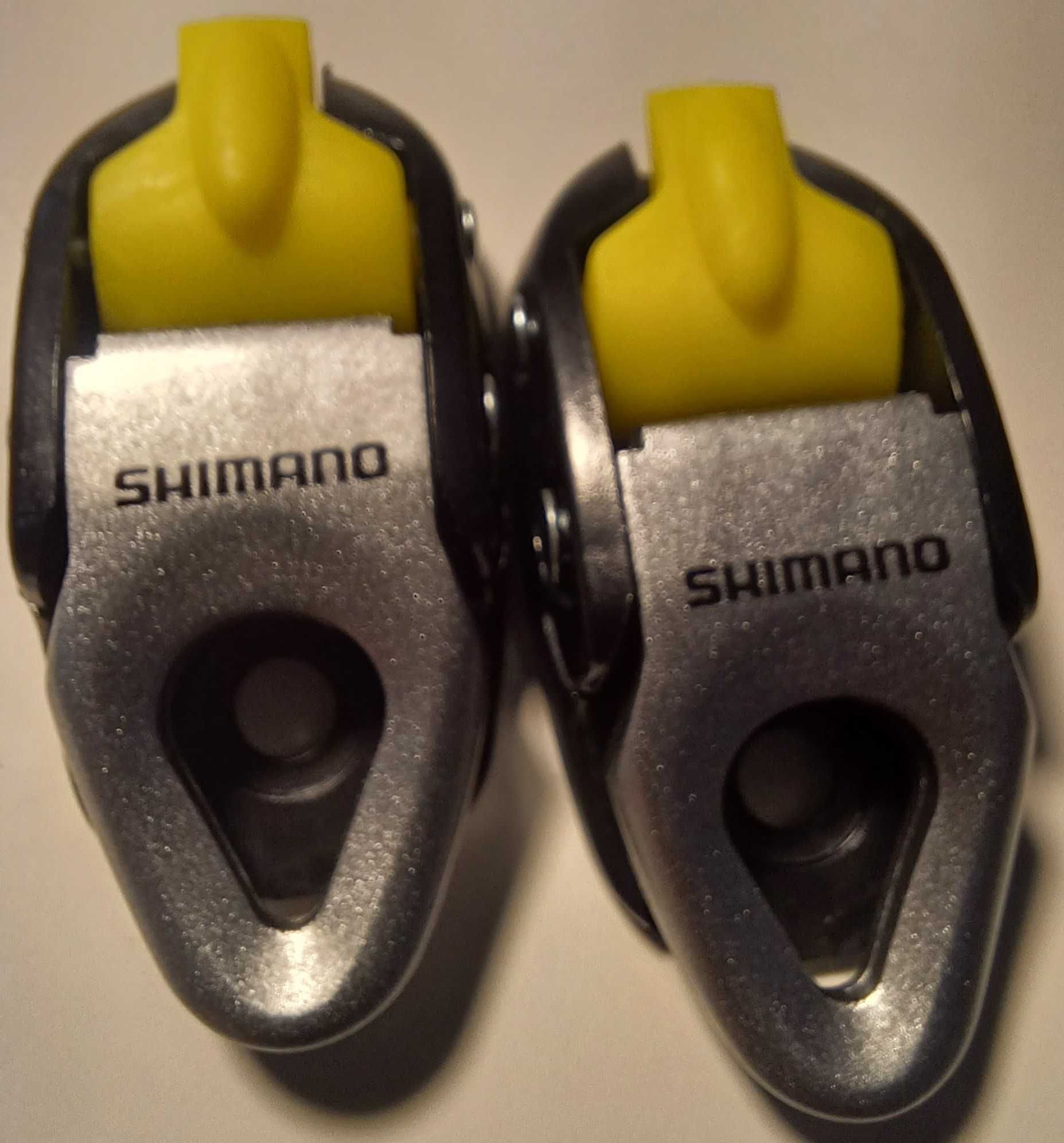 Klamry do butów Shimano  SH-M221/SH-R214.