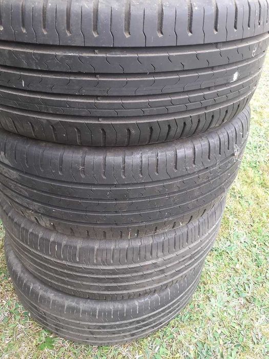 Opony letnie Continental 205/55/16 kpl.