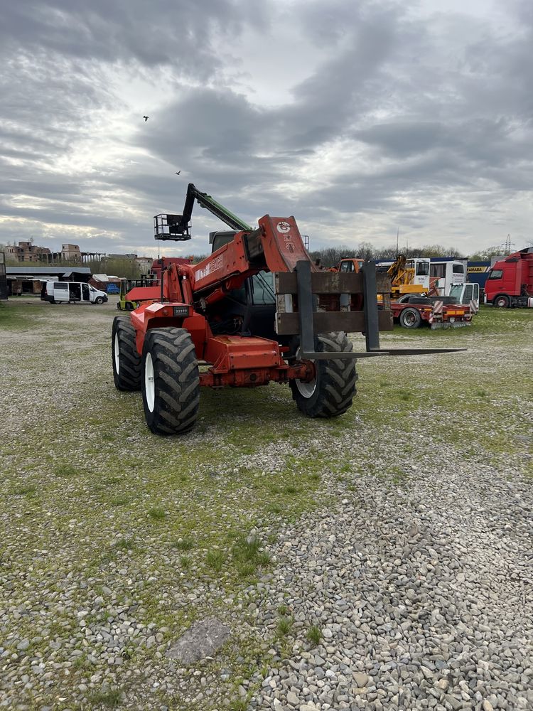 Телескопічний навантажувач MANITOU MLT 628 T
