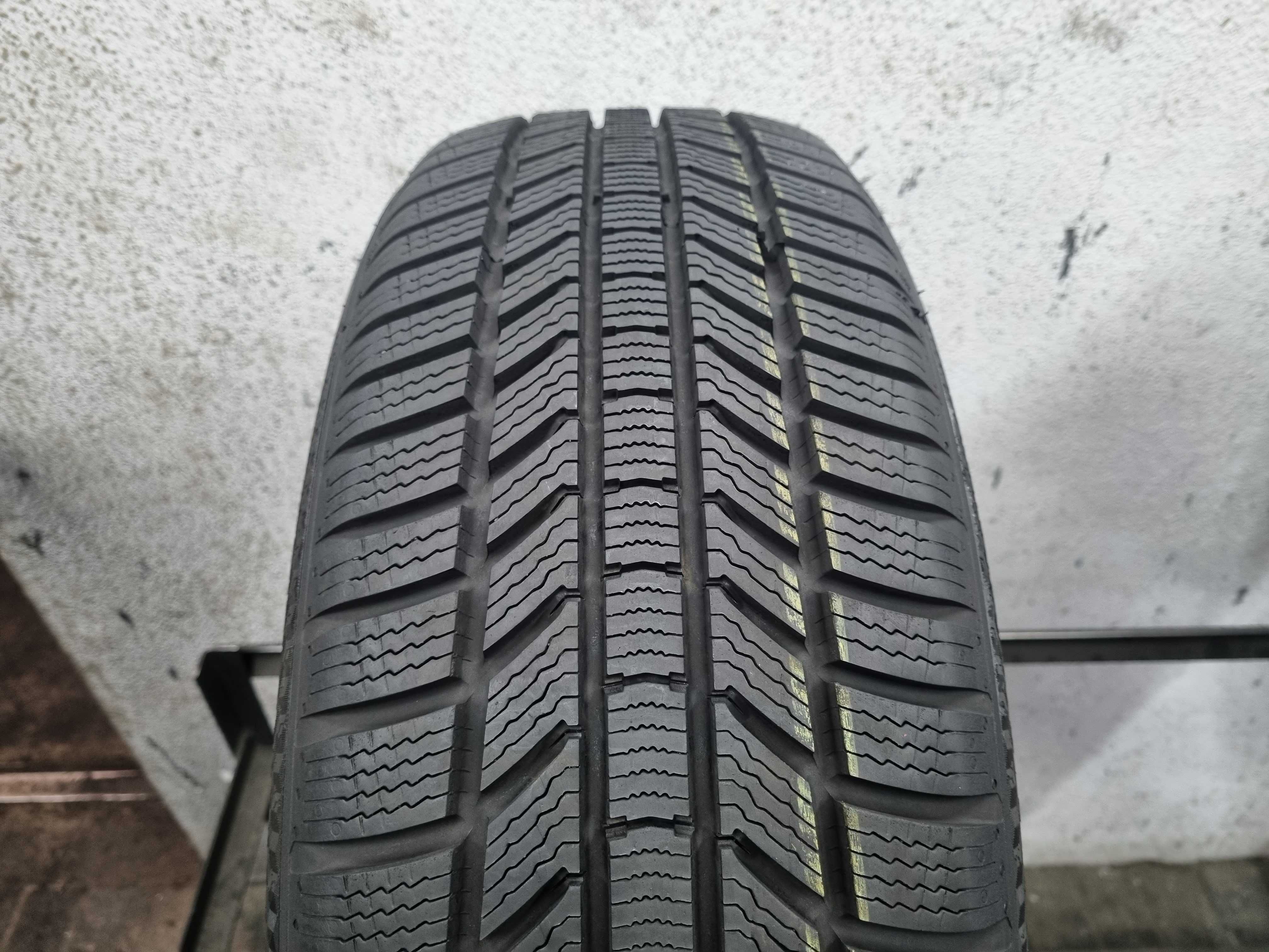 205/55/17 95V XL Continental Winter Contact TS870P D.1424