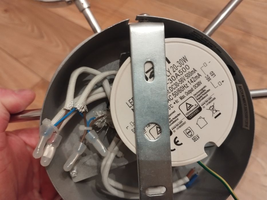 Lampa sufitowa LED 6 ringów