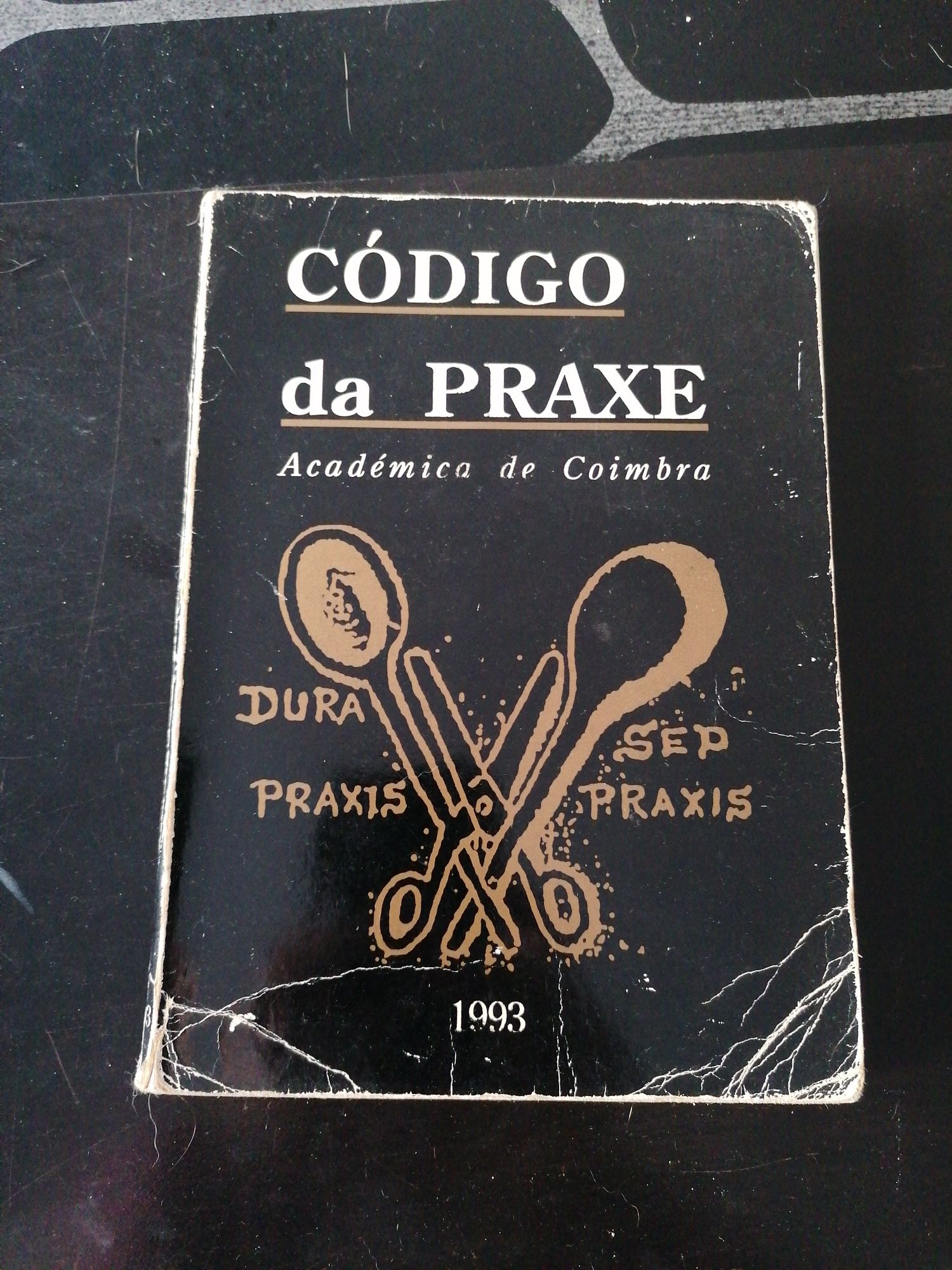 Código da praxe, 1993, académica de Coimbra