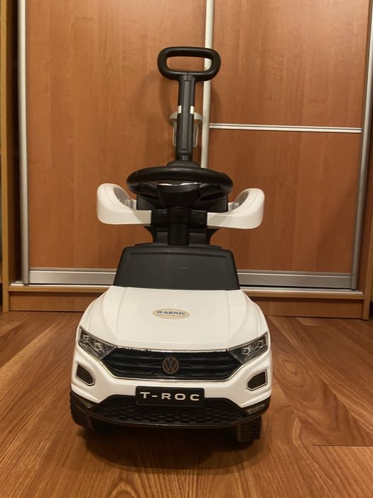 Продається  дитяча машина -каталка