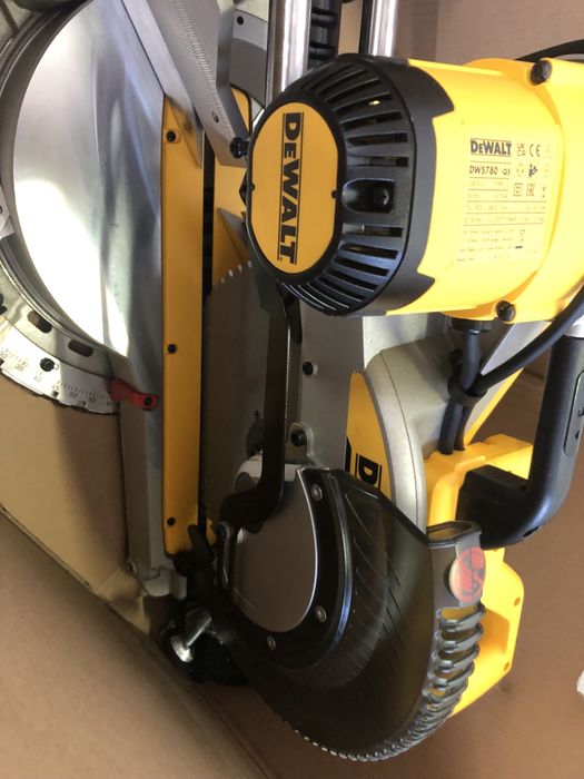 Пила торцовочна 305мм/1675 Вт мережева DeWALT DWS780. Оригінал.