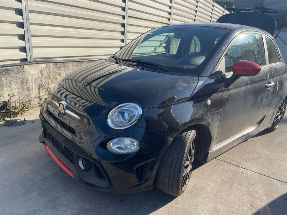 FIAT 500 595 ABARTH PISTA DE 2018 PARA PEÇAS