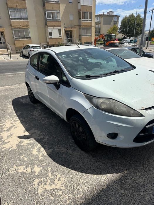 Ford fiesta e c3