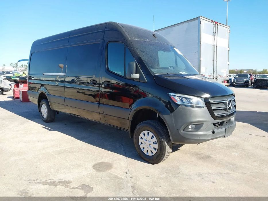 Mercedes-Benz Sprinter 319 4x4 3.0