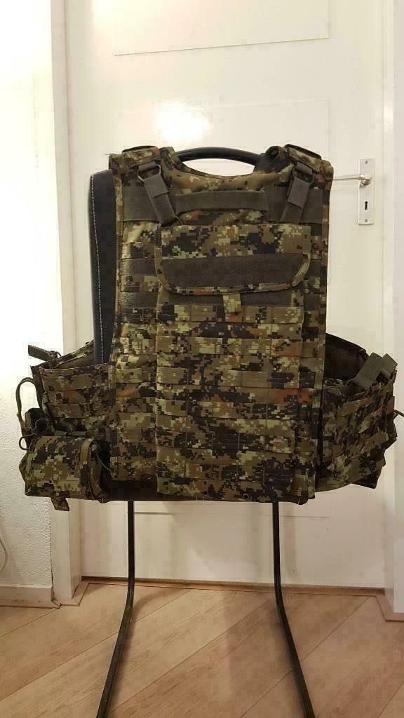 Бойовий бронижелет INVADER GEAR