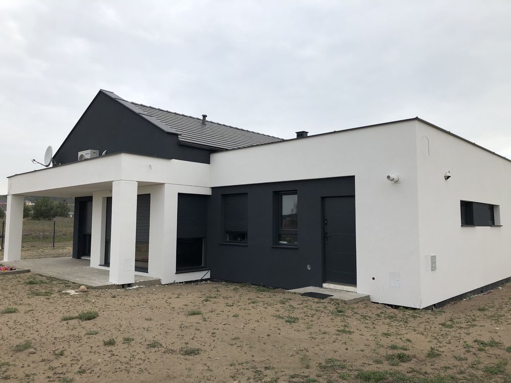 Docieplenia elewacje struktura podbitka deska odcisk