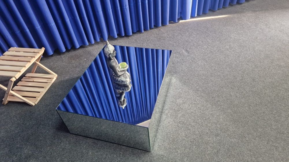 Mesas de centro espelhadas