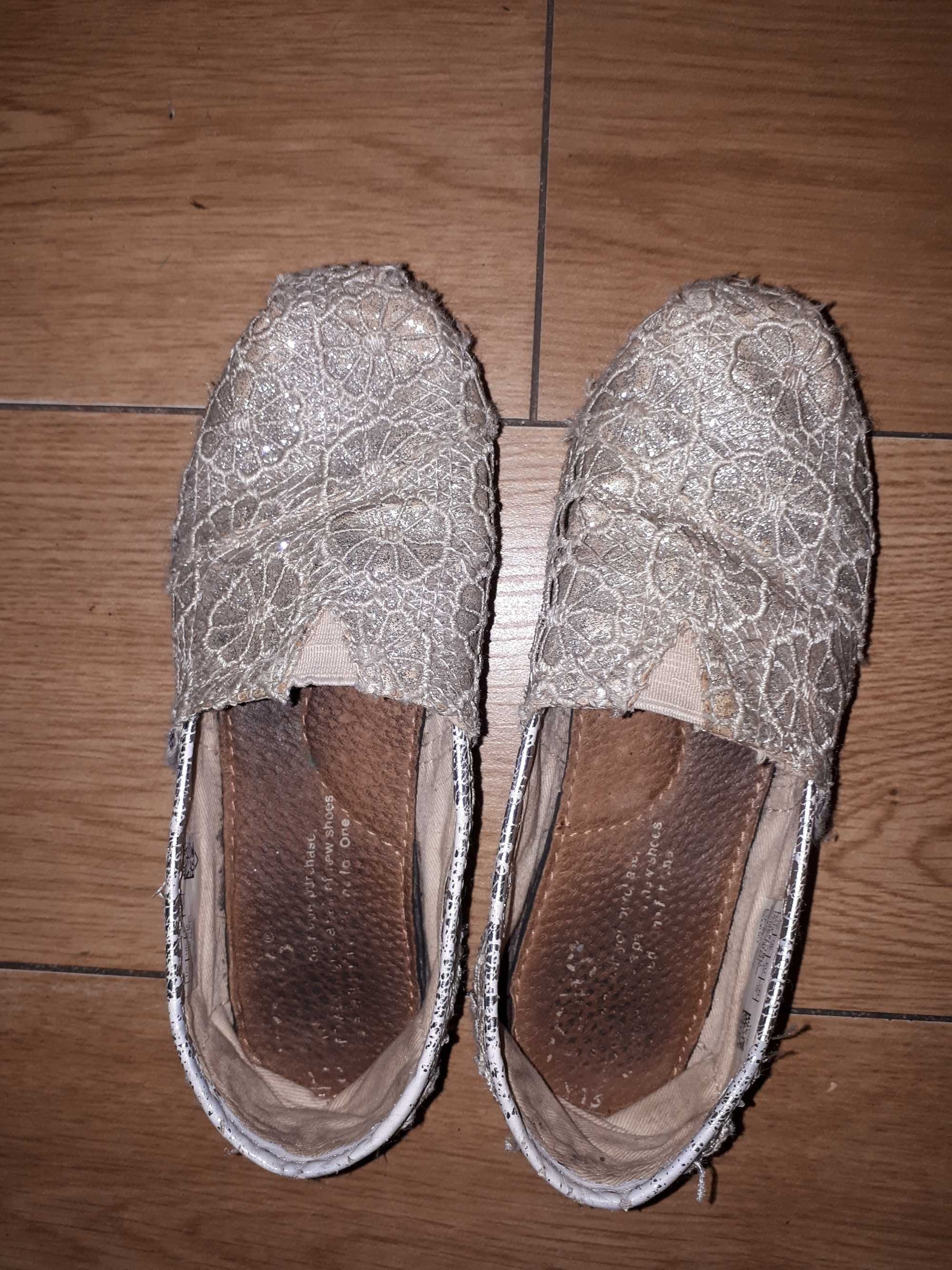 buty dziecięce Toms roz 31 srebrne piękne i wygodne buty