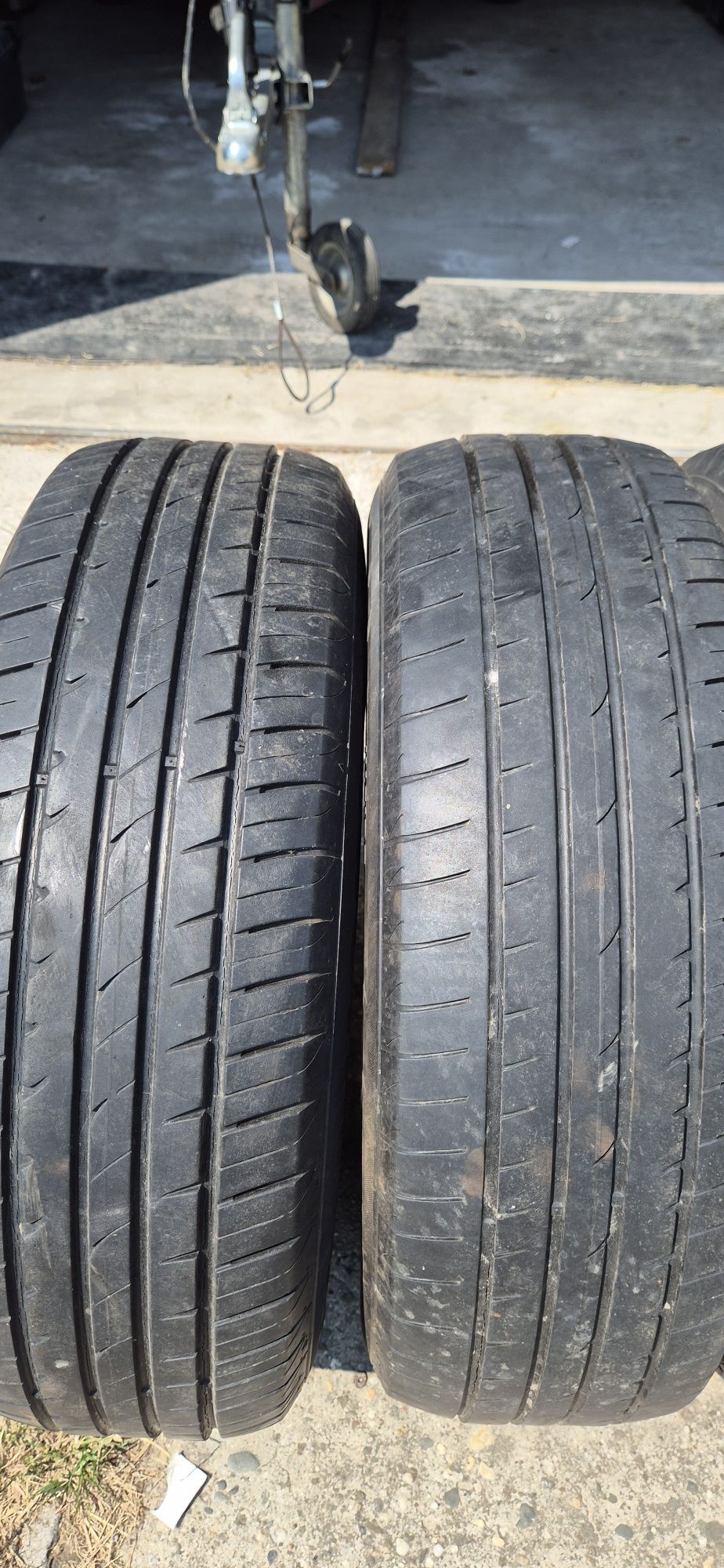 Opony Hankook 215/70 R16