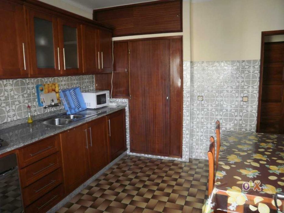 Alugam-se quartos a 3 minutos a pé da ESS e IPB