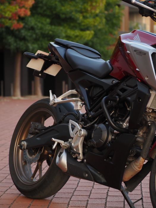 Honda CB125R (2021)