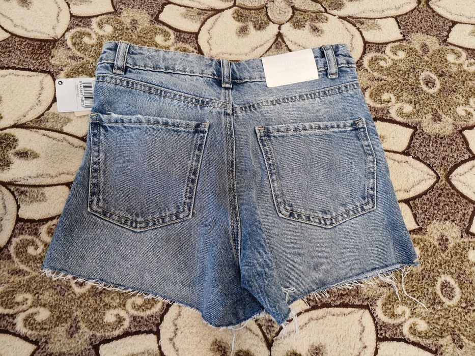 Джинсові шортики Mango  xs