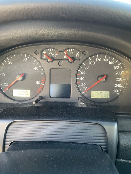 VW Passat 1.9 TD 115cv.