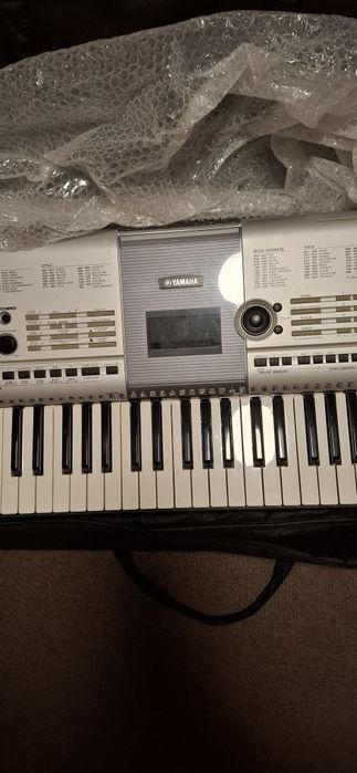 Синтезатор yamaha psr e403