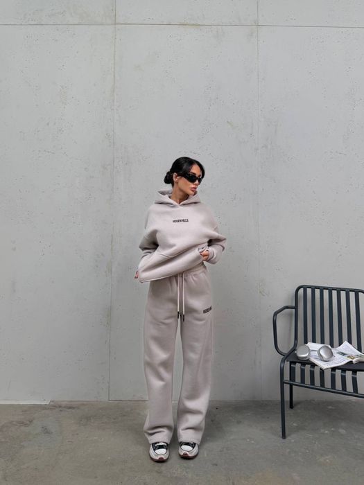 Жіночий теплий костюм/4