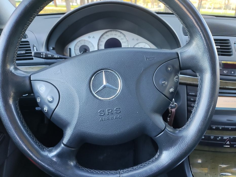 Mercedes E220 Automático AVANTGARD