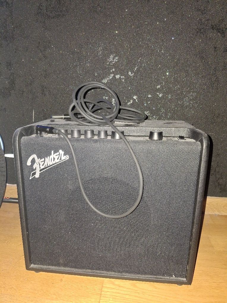 Gitara elektryczna Yamaha Pacifica 11 2J LPB ze wzmacniaczem fender
