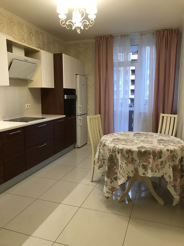 Квартира посуточно, Ломоносова 73а, Київ, голосієво