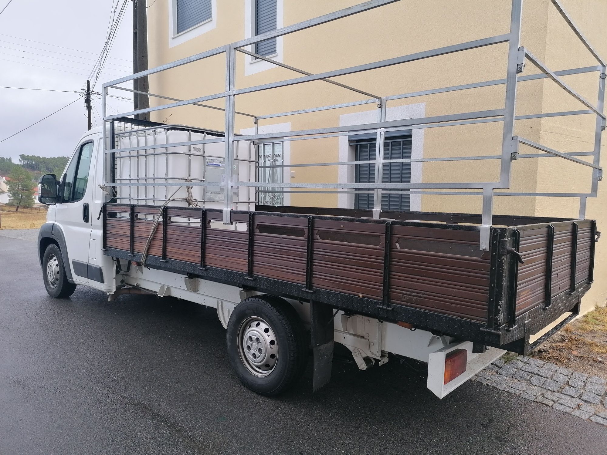 Fiat ducato de 2012 de caixa aberta