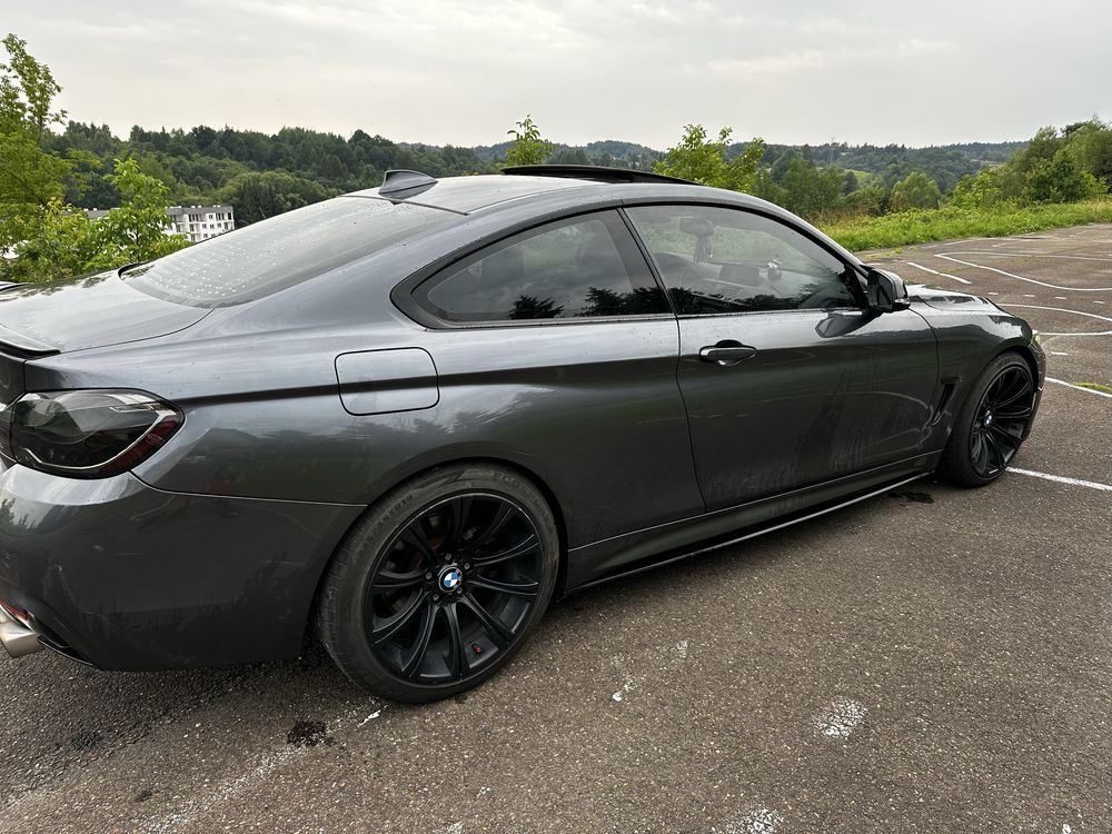 BMW F32 428i Mpakiet 300hp 16r niski przebieg prywatnie