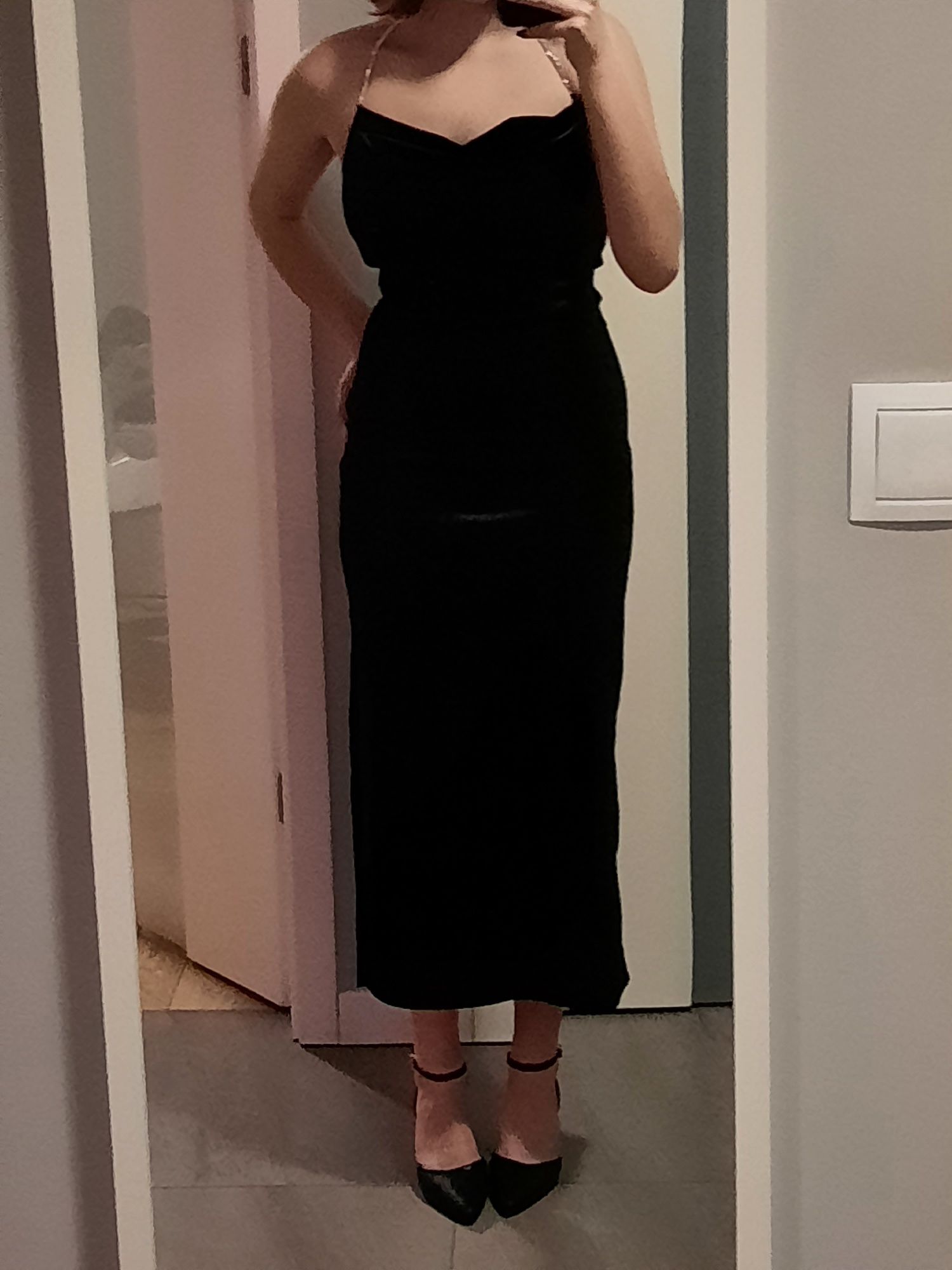czarna sukienka wieczorowa