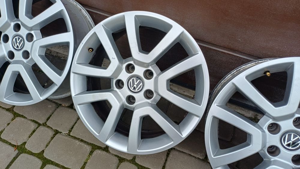 17" alufelgi 5x112 vw passat golf touran tiguan sharan CADDY T4 jetta