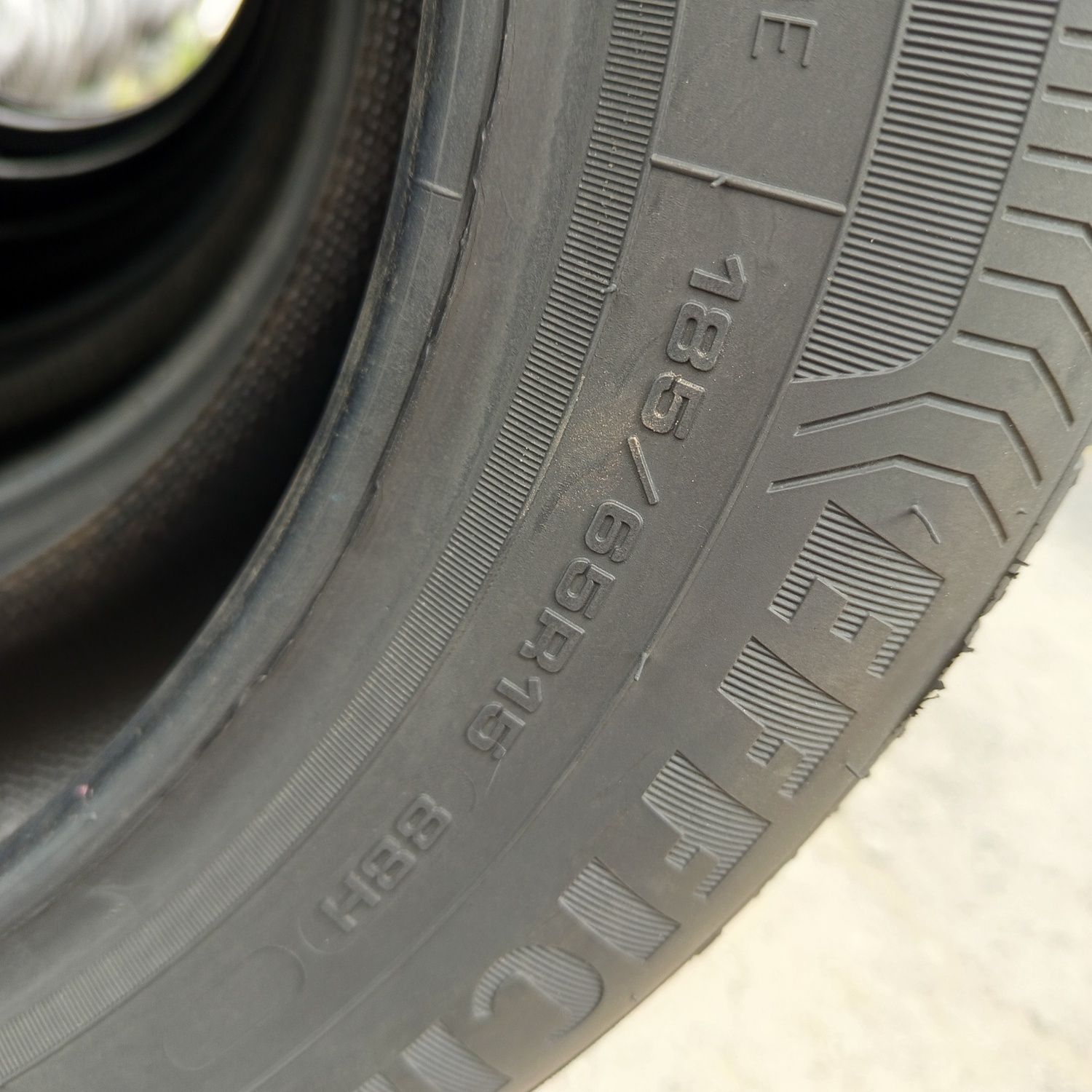2 lub 4x 185/65r15 Goodyear EficientGrip Performance z 2023r DEMO