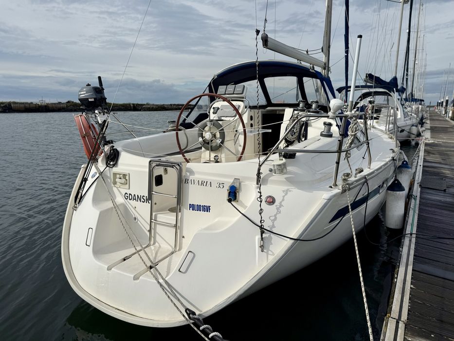 Veleiro Bavaria 35 Holiday