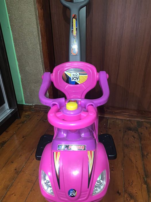 Продам машинку для дівчинки