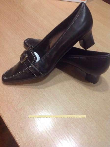 Новые туфли Vaneli 6 pm из натур. кожи на 38 размер стелька 25, 5 см