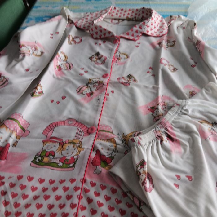 2 Pijamas para senhora