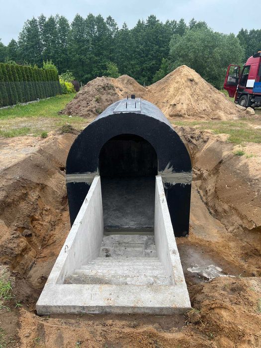 Piwnica płaska ze schodami PRODUCENT Szambo Piwnica ogrodowa Kanał