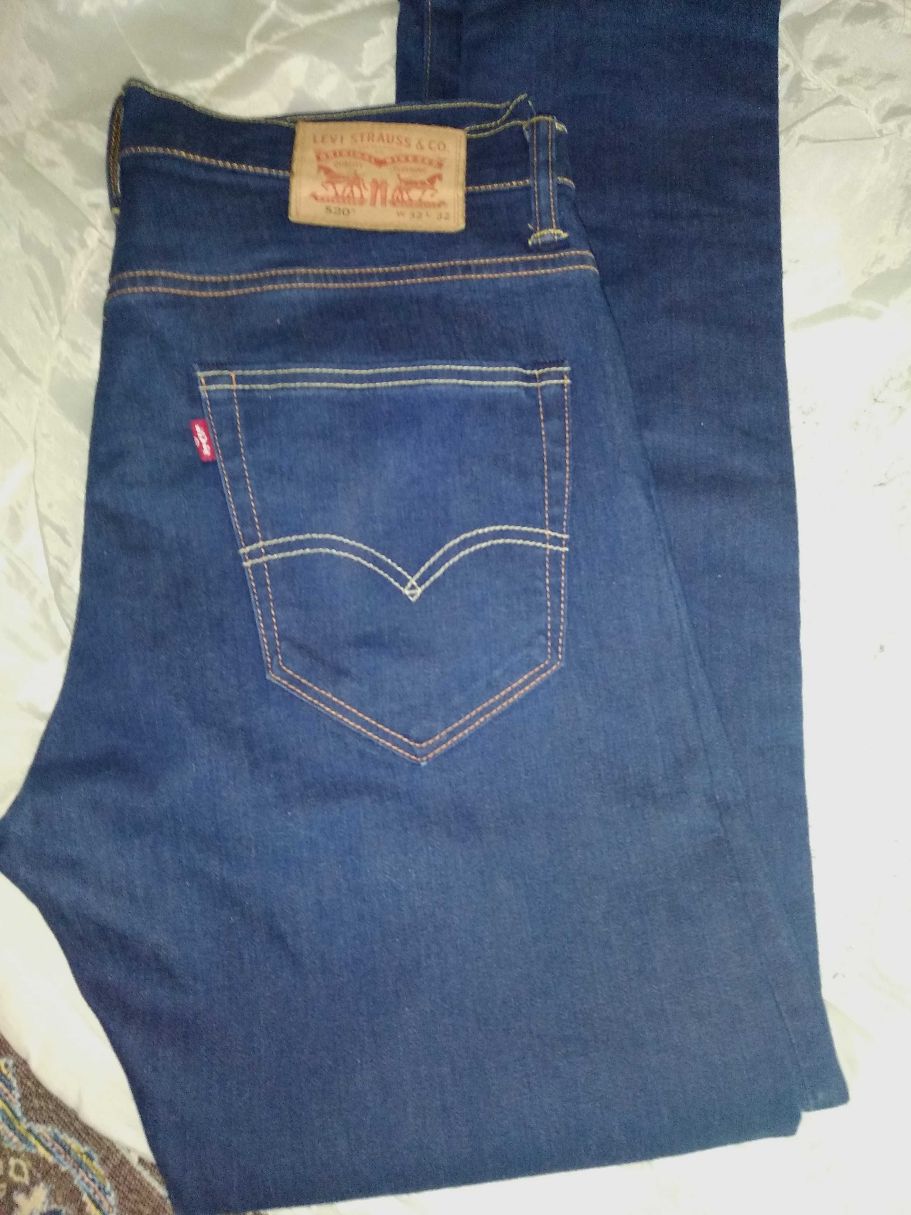 Джинси LEVIS 520 made in Poland нові