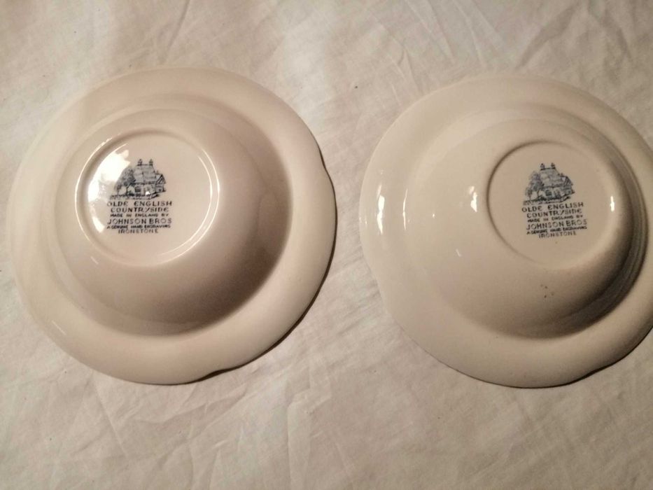 Taças porcelana Inglesa "Old English countryside
