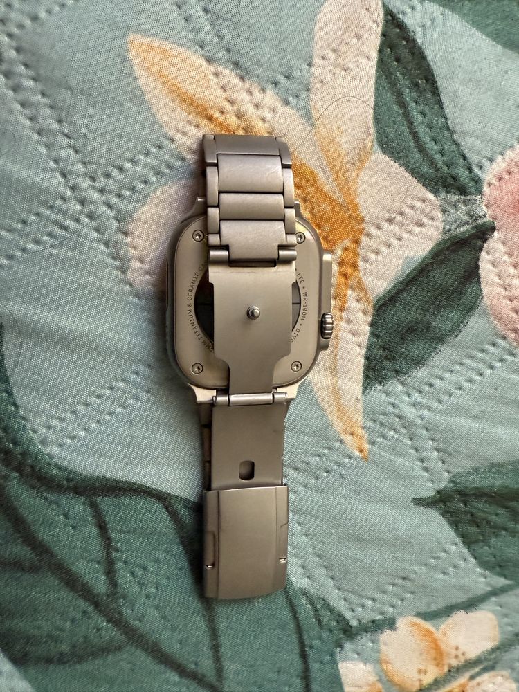 Apple Watch Ultra 2 - igual a novo (fatura de Dezembro 2024)