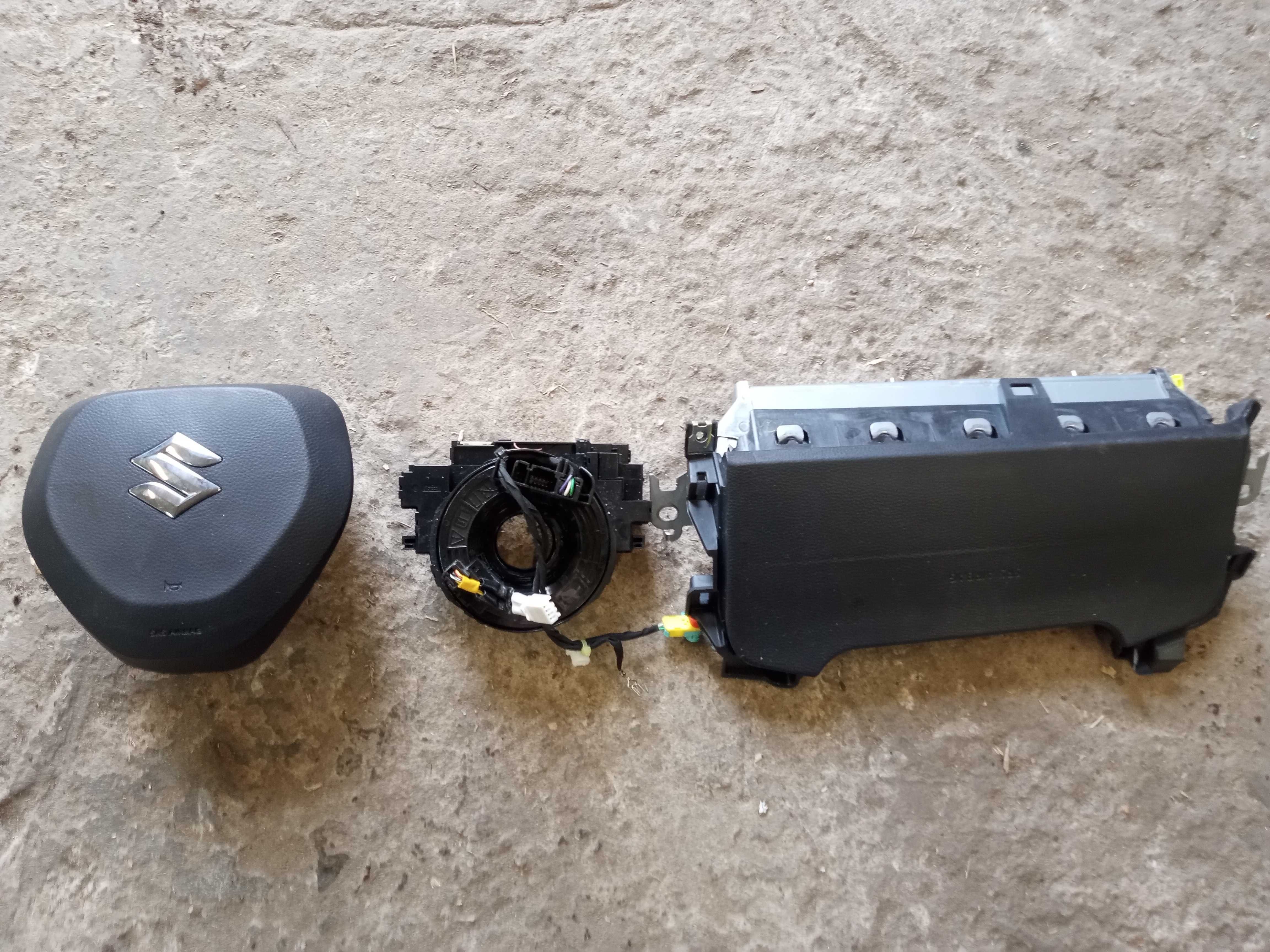 Komplet poduszek powietrznych Airbag Toyota Corolla E21 19+ / Swace