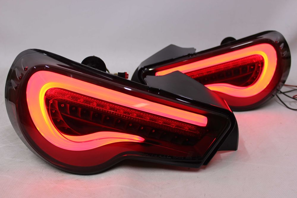 Lampy tylne tył TOYOTA GT86 Subaru BRZ 12-16 LED BAR NEON BLACK H: E4