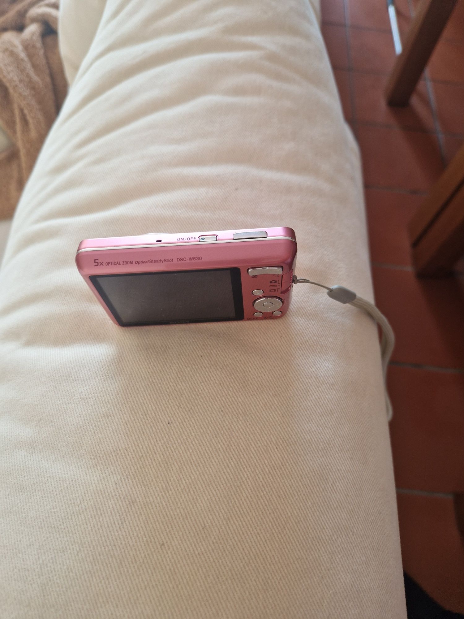 Cyber-shot Sony DSC W 630 Pink (16.1 MP)