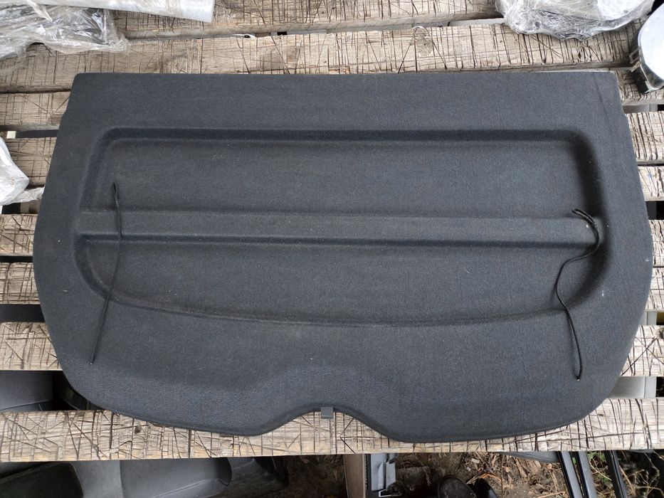 Полка шторка багажника Nissan Leaf 2 оригинал разборка