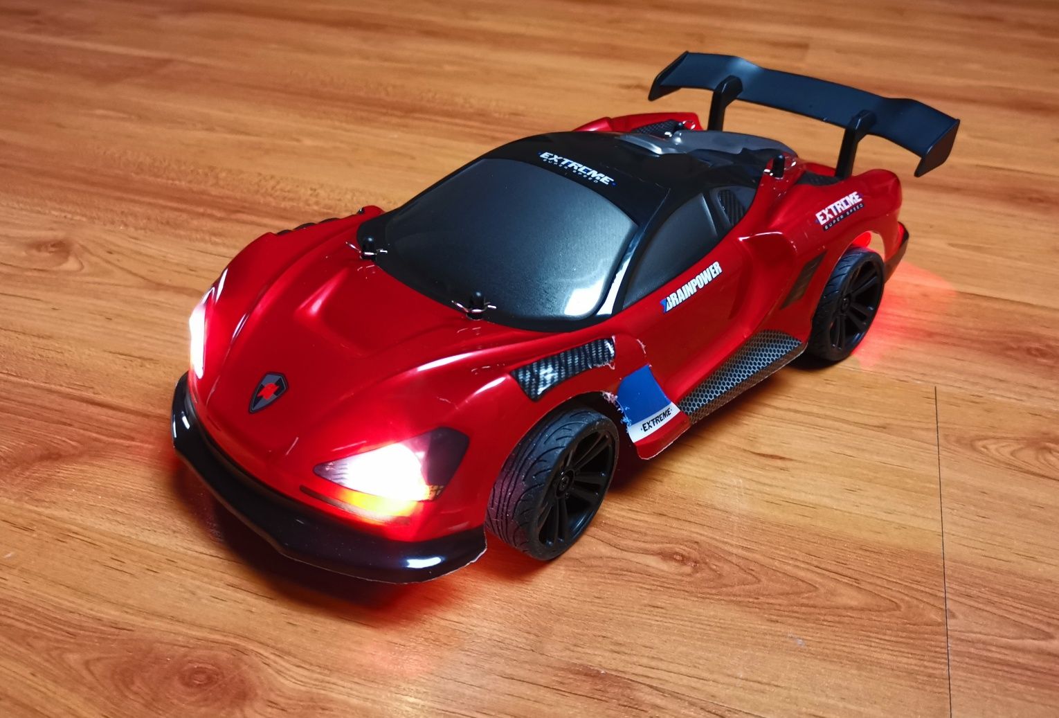 Carro RC Pista Drift Extreme SCY-16301 Speed 1:16  4WD luzes